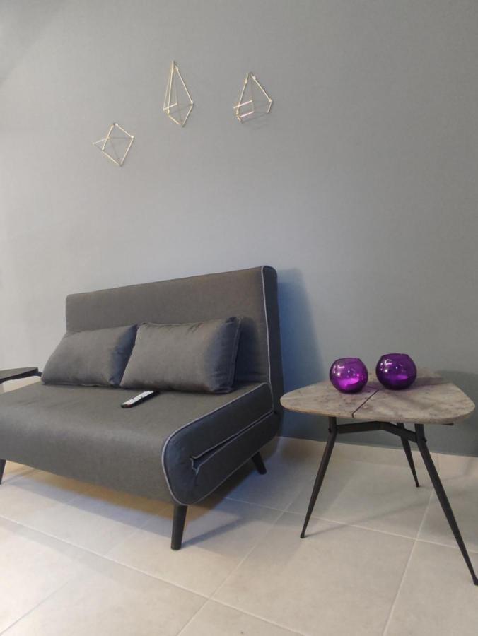 Stefani Apartments Метана Экстерьер фото
