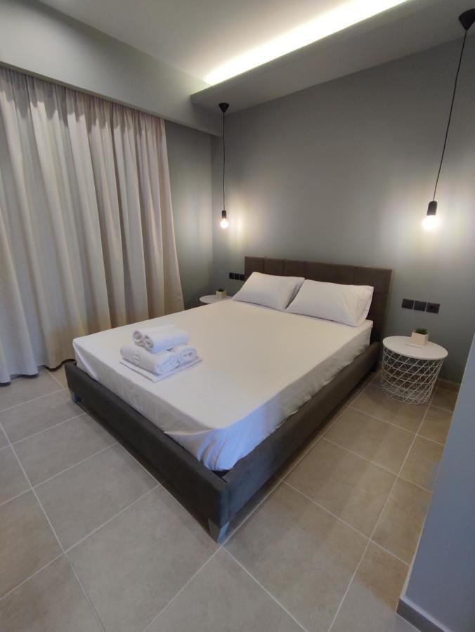 Stefani Apartments Метана Экстерьер фото