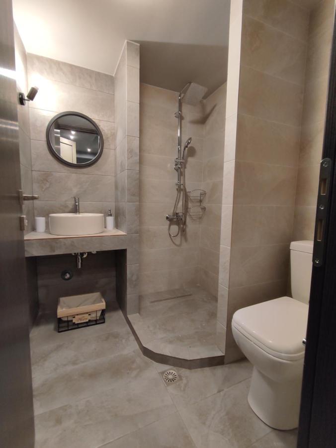 Stefani Apartments Метана Экстерьер фото